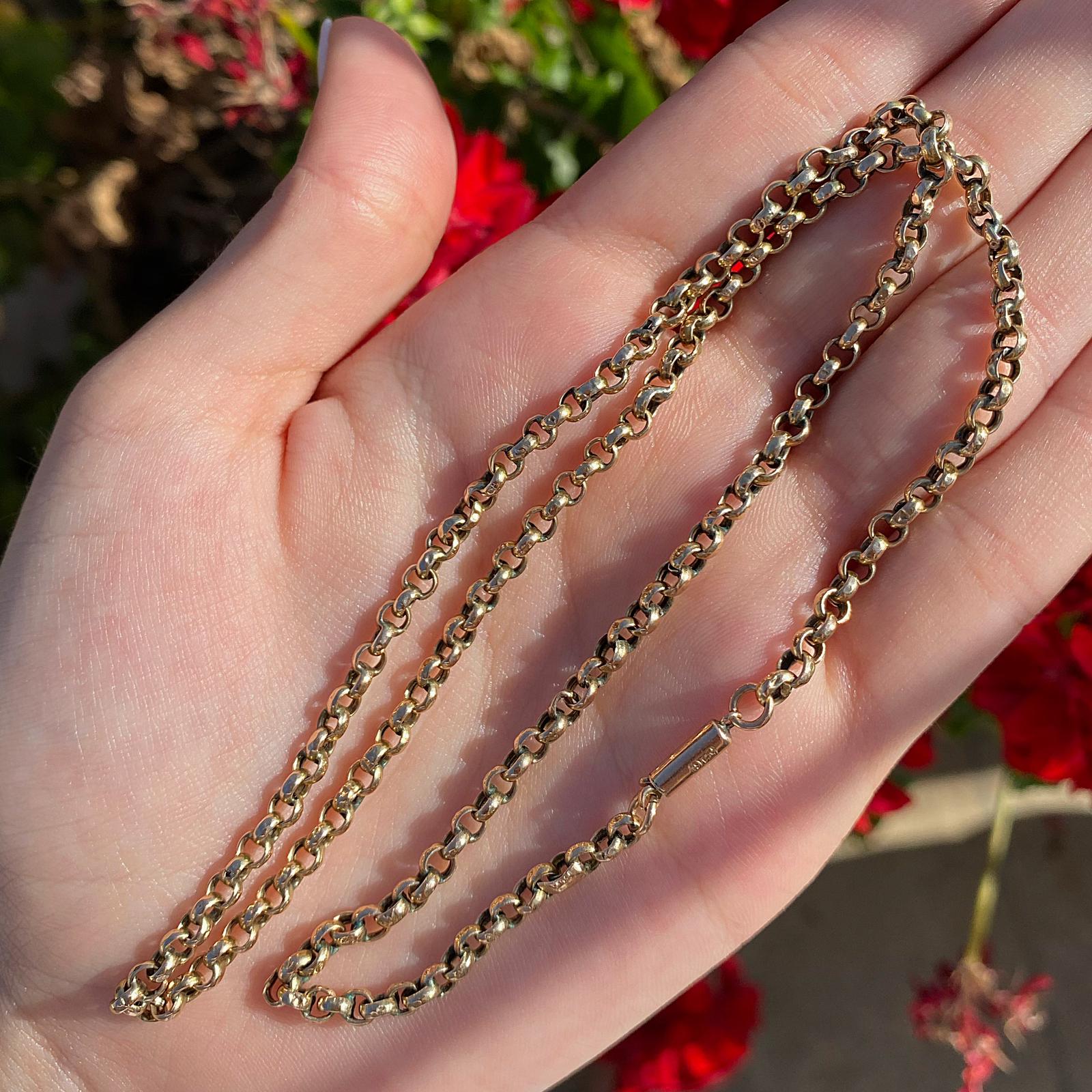 שרשרת חוליות עתיקה נהדרת, זהב אדום 9k, חתומה(חותמת רמפ). סוגר ברל. 2500 ש"ח.