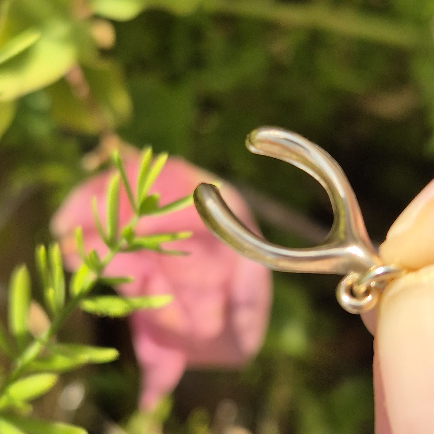 תליון wishbone מזהב – תמונה 5