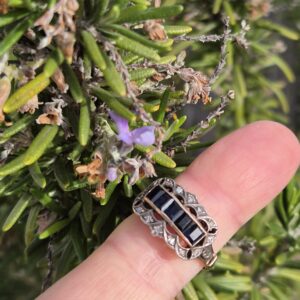 טבעת ספירים יהלומים