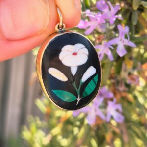 תליון לוקט זהב פיאטרה דורה