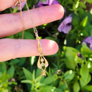 תליון זהב אמרלד פנינים