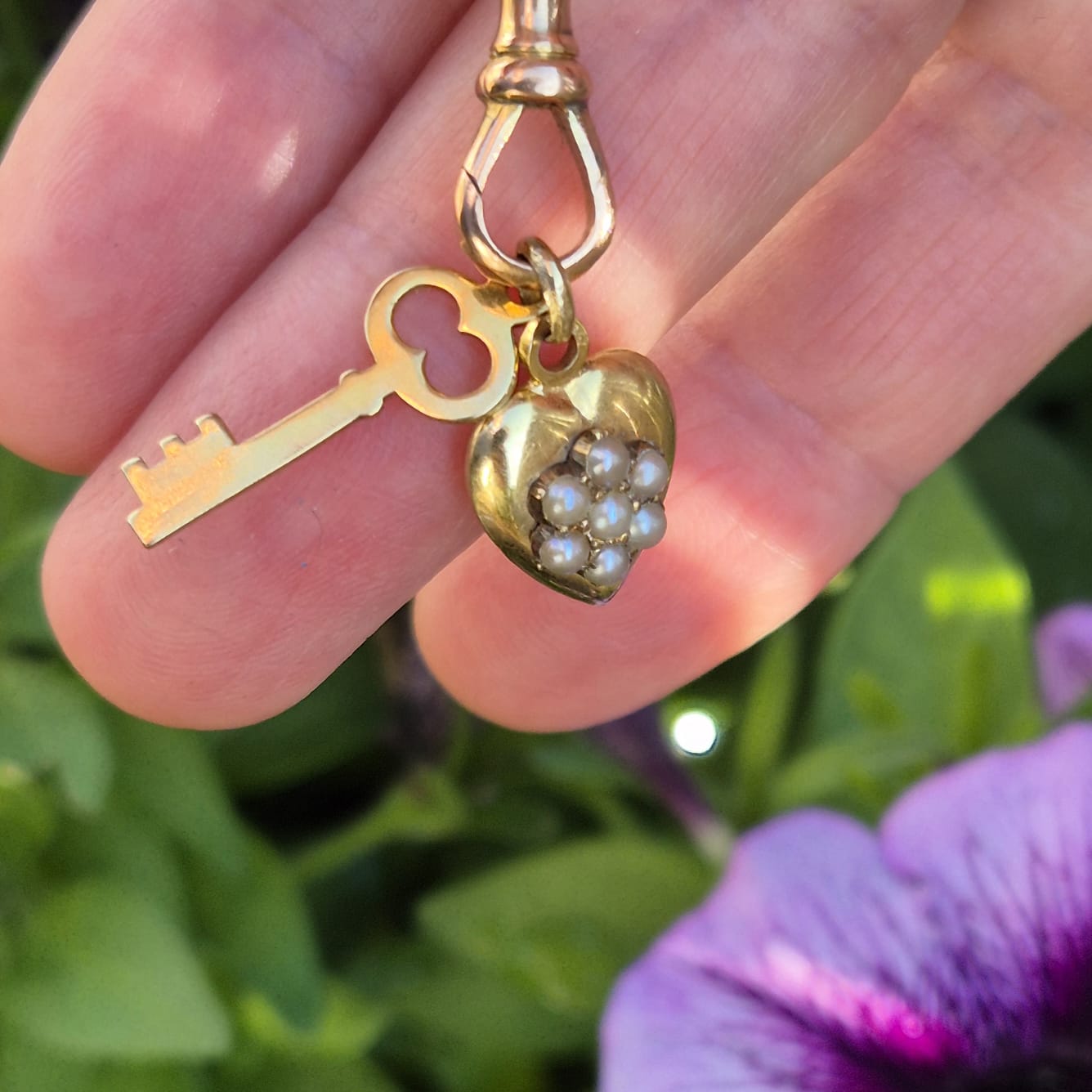 תליון זהב מפתח לב פנינים – תמונה 5