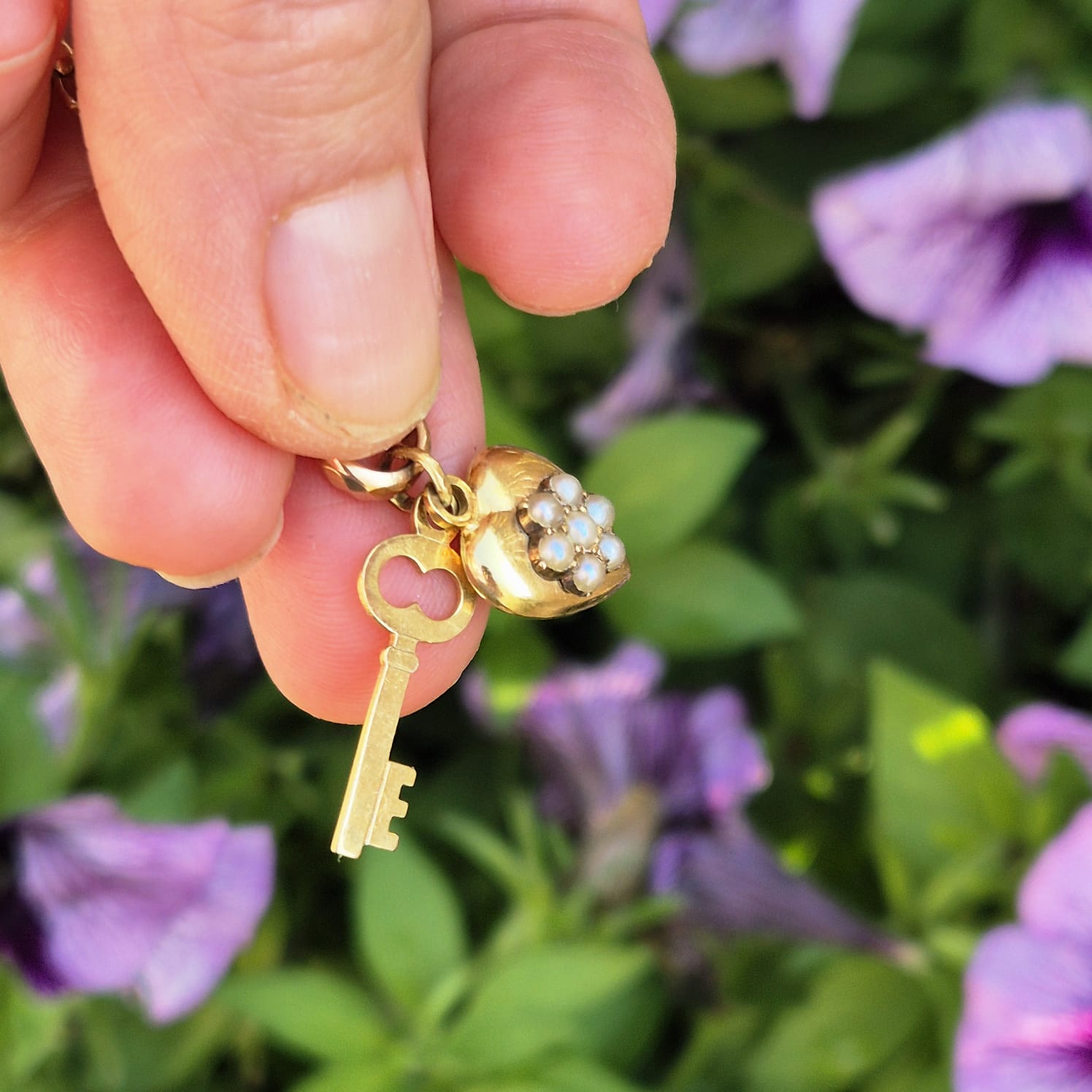 תליון זהב מפתח לב פנינים – תמונה 2