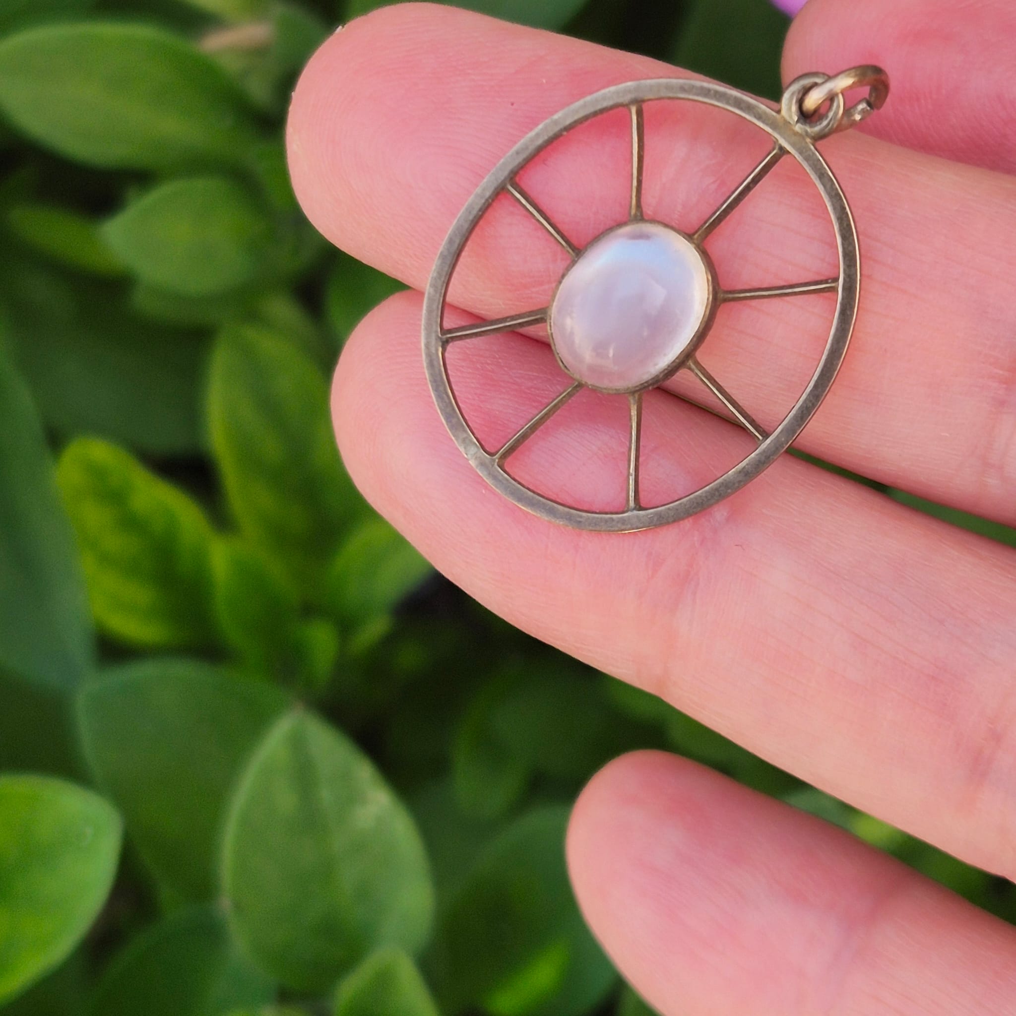 תליון זהב אנגלי מונסטון – תמונה 2