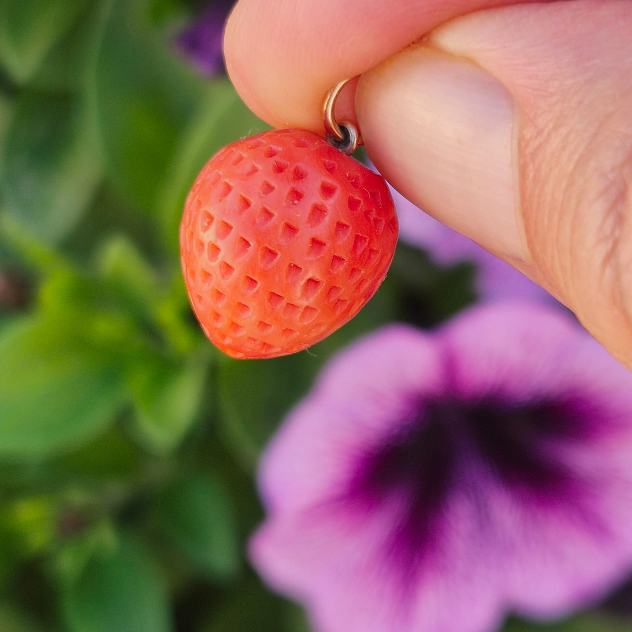 תליון עתיק קורל תות זהב – תמונה 6