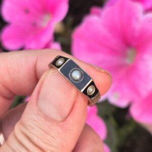 טבעת זהב עתיקה אמייל פנינים