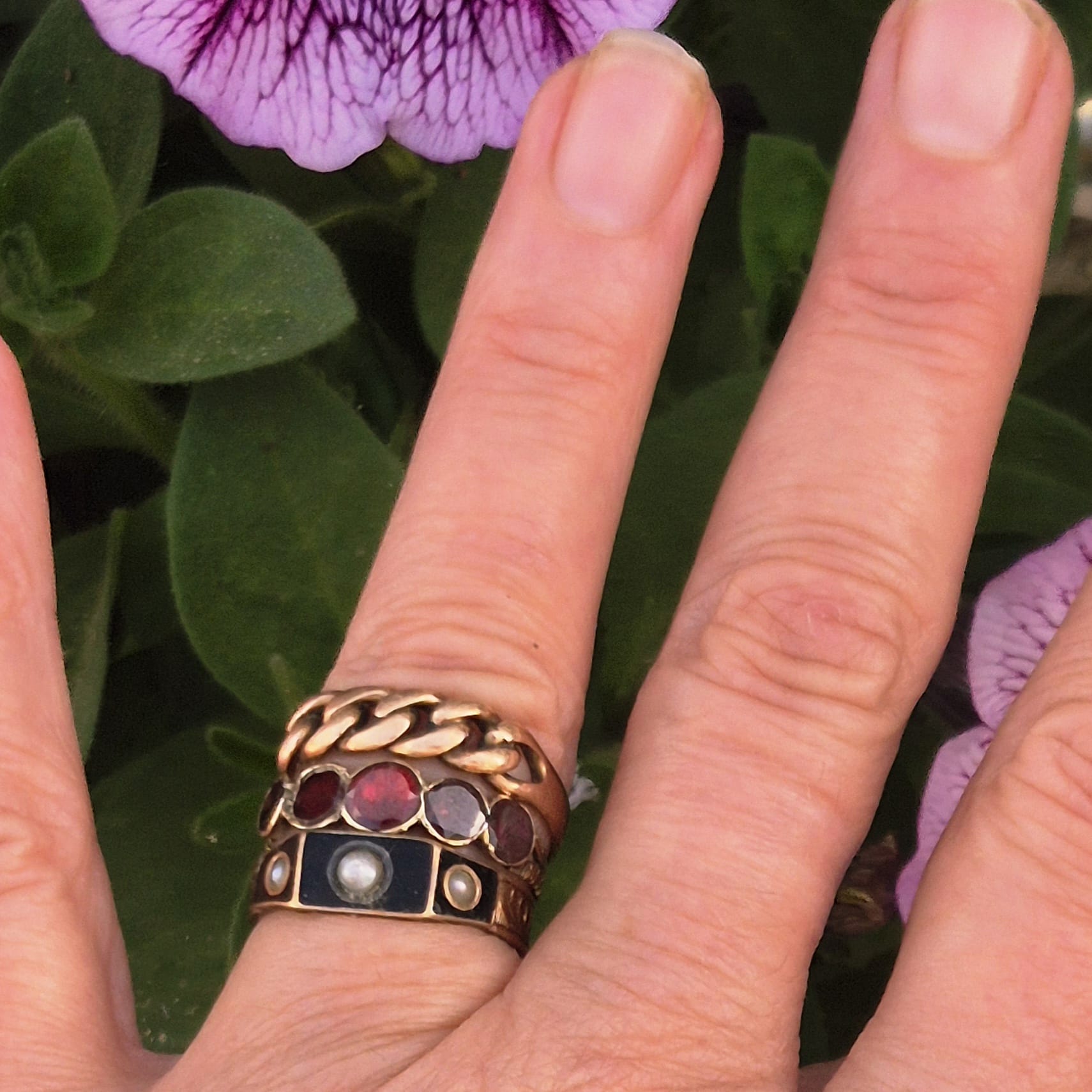 טבעת זהב עתיקה אמייל פנינים – תמונה 7