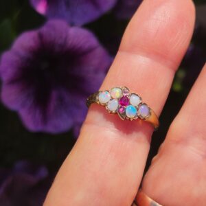 טבעת עתיקה אופל רובי מזהב